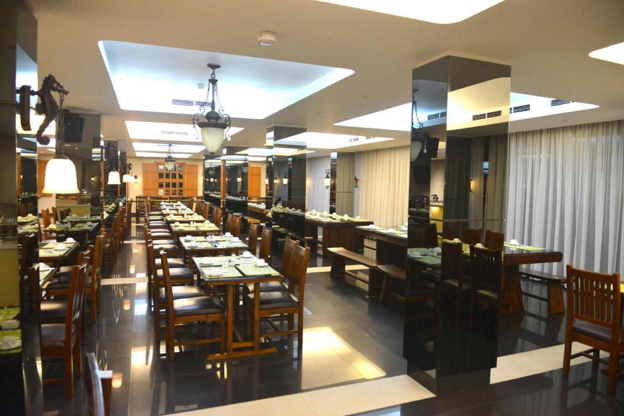 Emilia Hotel By Amazing - Palembang Kültér fotó